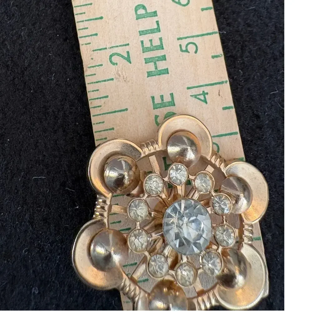 Vintage Gold-Tone Floral Rhinestone Brooch | Mid-Century Statement Pin